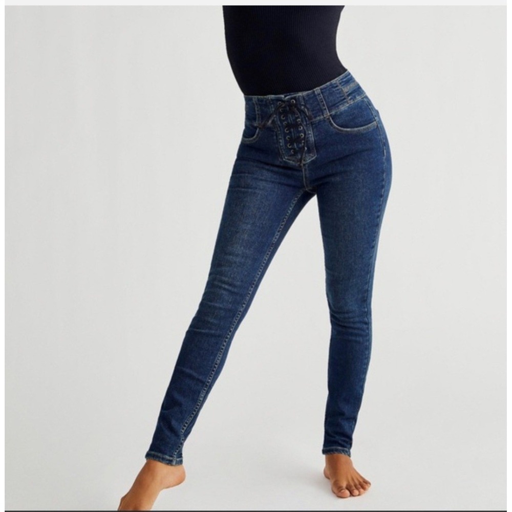 We The Free Free People Blue‎ Honey Curvy Lace Up Skinny Jeans Dark Wash Size 32